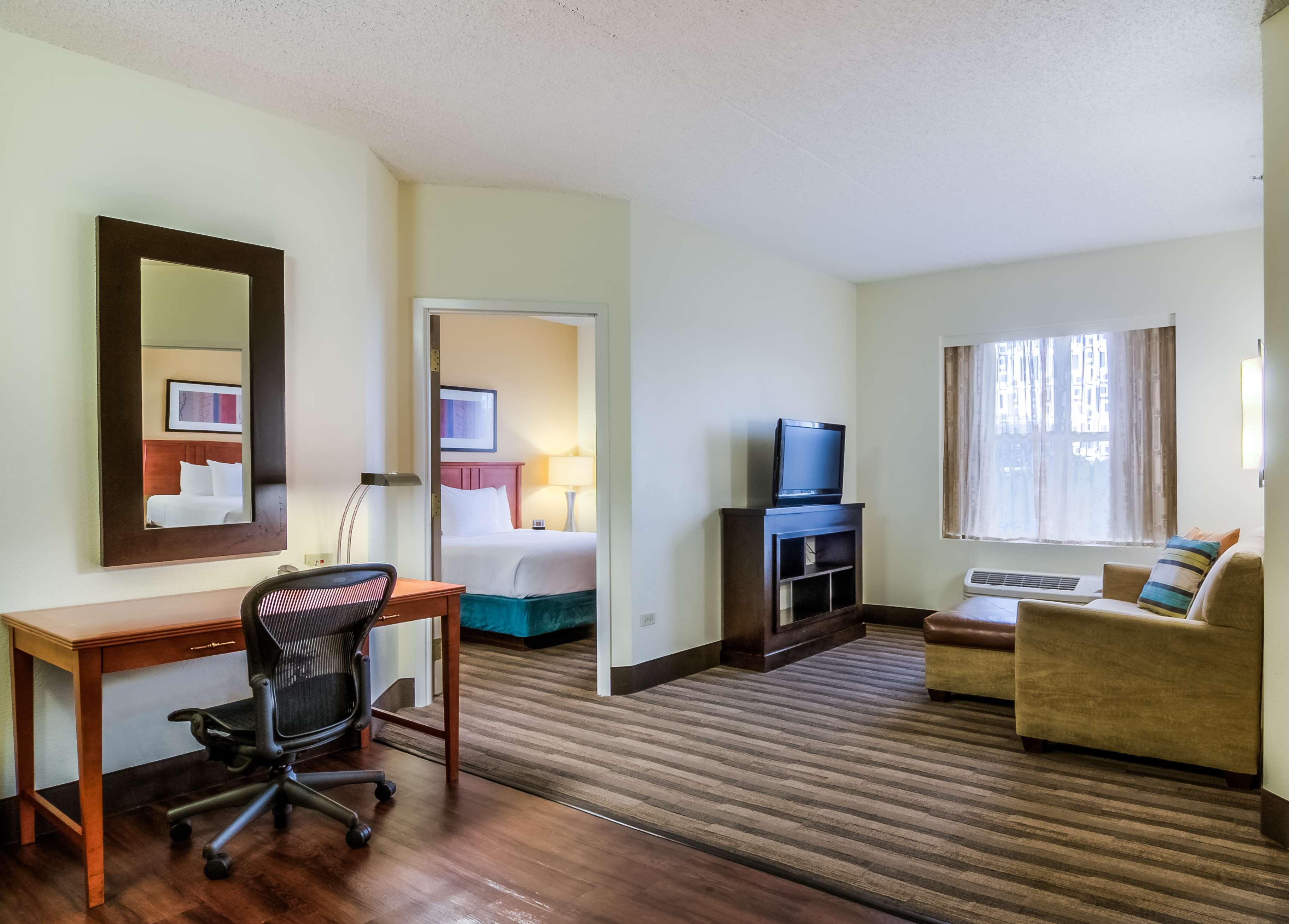 Hyatt House Chicago Schaumburg Hotel Exterior photo
