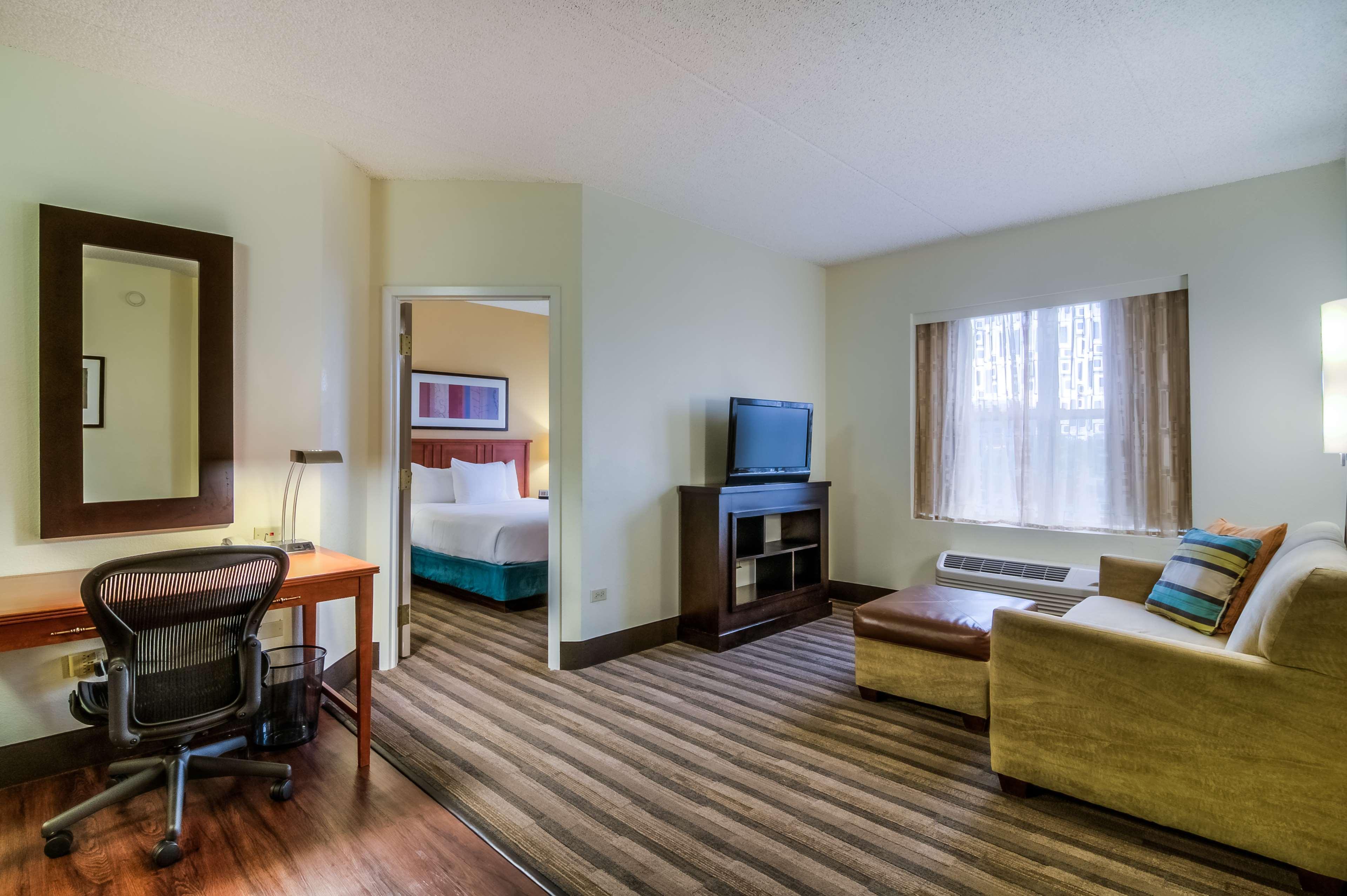 Hyatt House Chicago Schaumburg Hotel Exterior photo